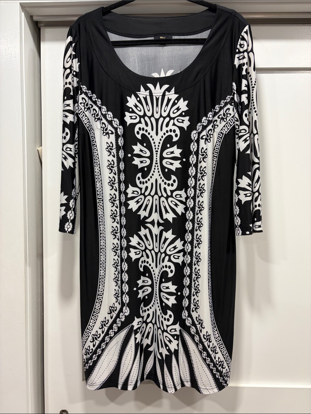 Milano Black & White Long Sleeve Scoop Neck Printed Dress